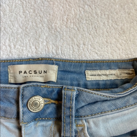 🎀Pacsun Colorblock Jean Denim Shorts🎀 - Picture 3 of 3